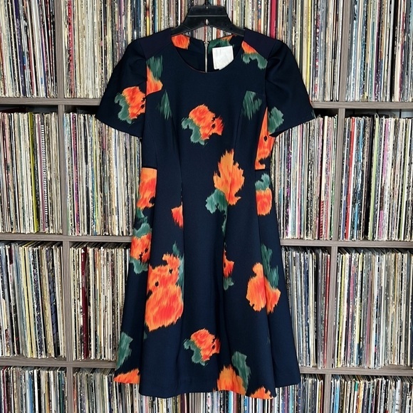 Anthropologie Maginn Dress in Oversized Abstract Floral Print Size 2 - Picture 1 of 6